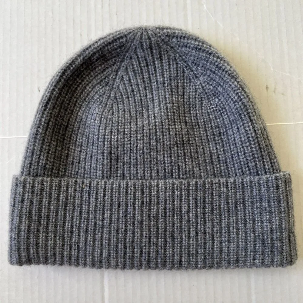 Robertson & Rodeo Sz S Beanie Hat Gray 100% Cashmere NWOT